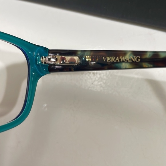 Vera Wang Glass Frames—BEAUTIFUL! Crystal Details—Excellent Condition! - Picture 5 of 7